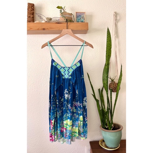 Free People Dresses & Skirts - Free People cross back summer dress